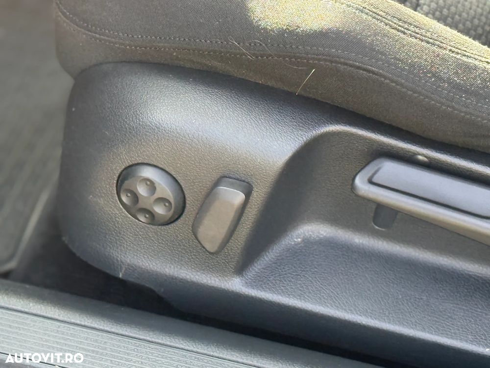 Volkswagen Passat Variant 2.0 TDI Comfortline - 13