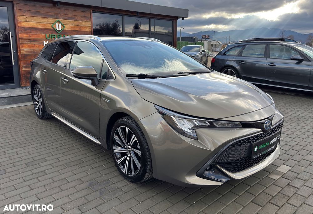 Toyota Corolla 1.8 Hybrid Touring Sports Business Edition - 9