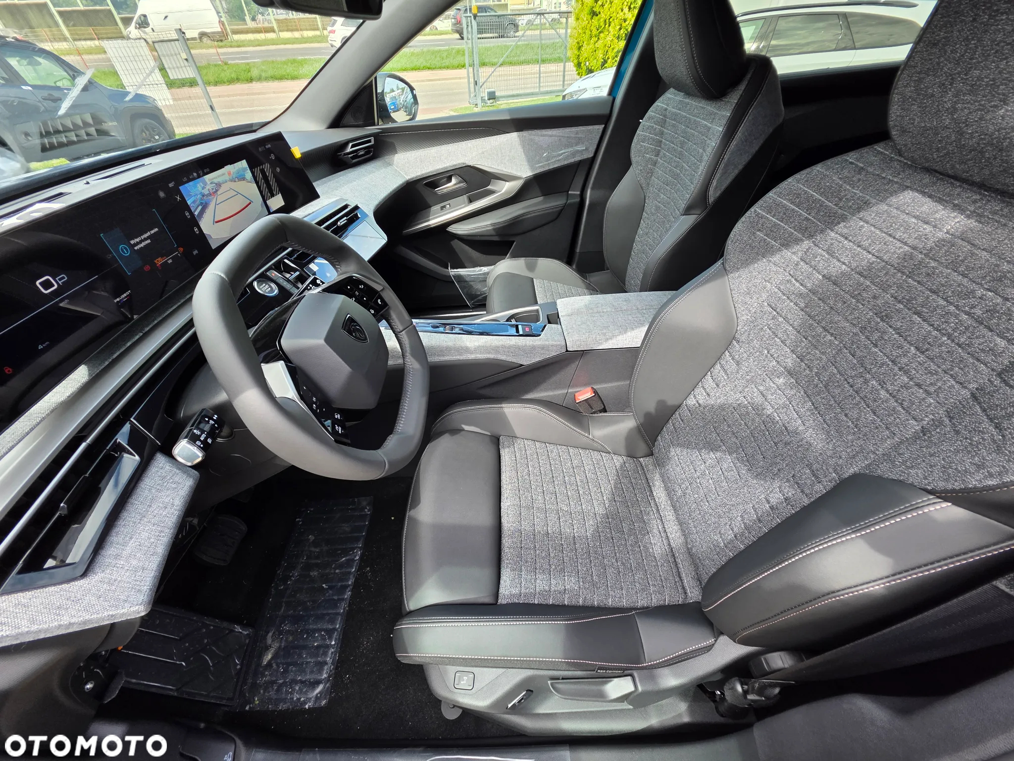 Peugeot 5008 1.2 PureTech mHEV Allure S&S e-DCS6 - 8