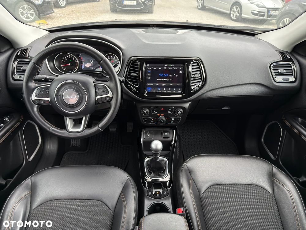 Jeep Compass 1.4 MultiAir Limited - 25