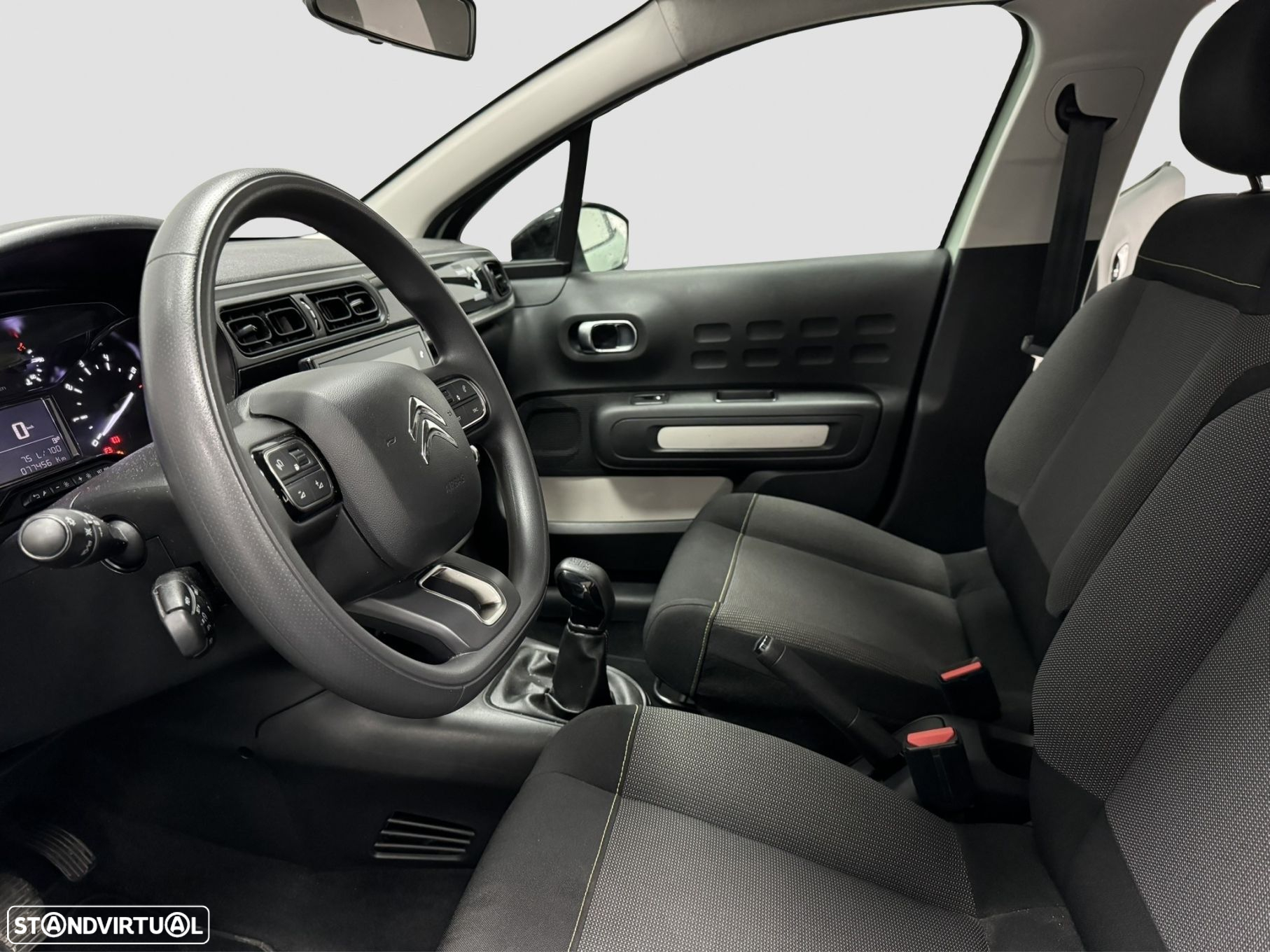 Citroën C3 1.2 PureTech Shine - 5