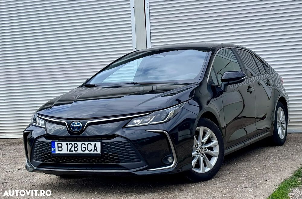 Toyota Corolla 1.8 HSD Dynamic - 1