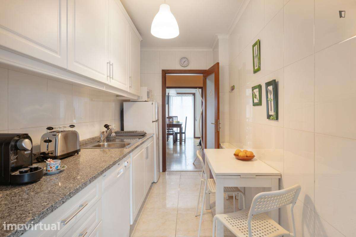 Apartamento com 2 quartos - localizado em Espinho - Grande imagem: 3/41