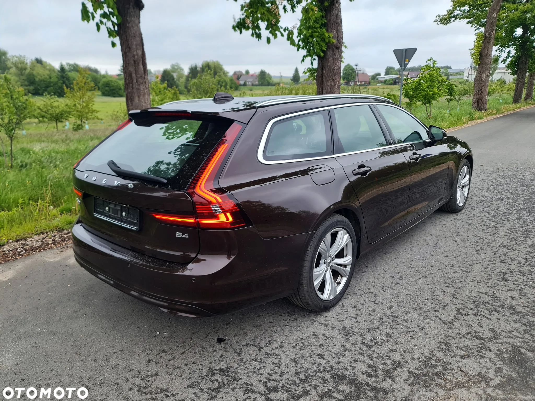 Volvo V90 B4 D Geartronic Momentum Pro - 4