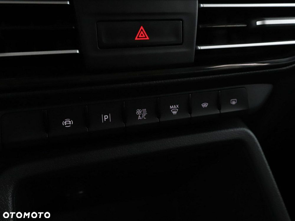 Ford Tourneo Connect 2.0 EcoBlue Active - 29