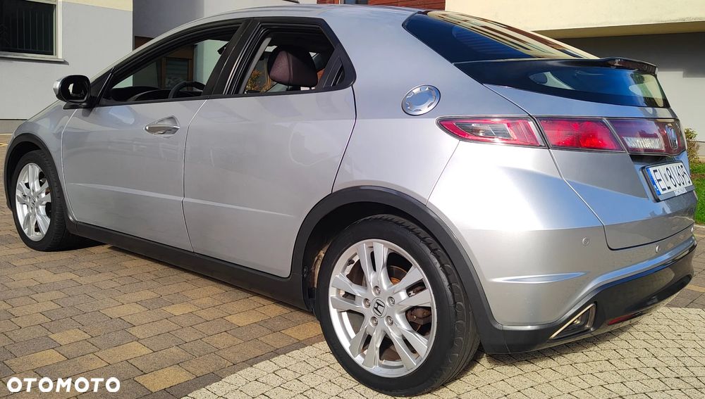 Honda Civic 1.8 Sport - 8