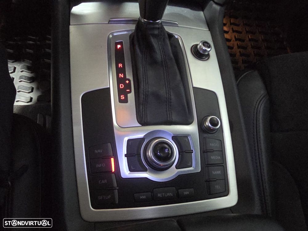 Audi Q7 3.0 V6 TDi quattro S-line Tiptronic - 18