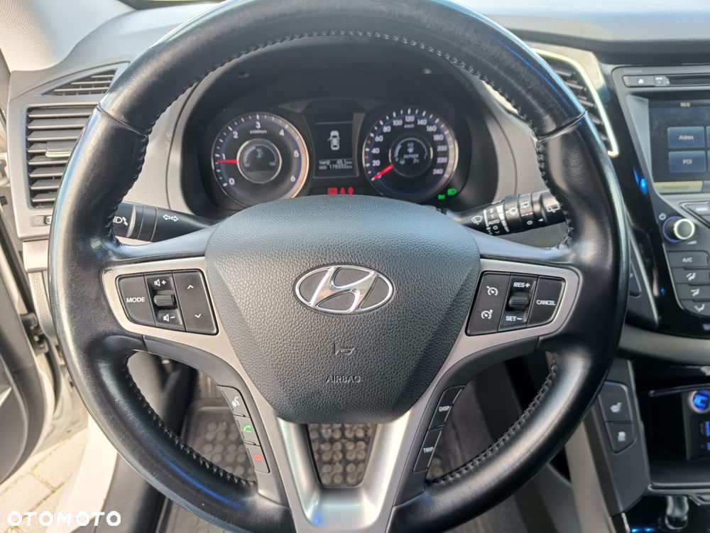 Hyundai i40 1.7 CRDi Comfort + - 34