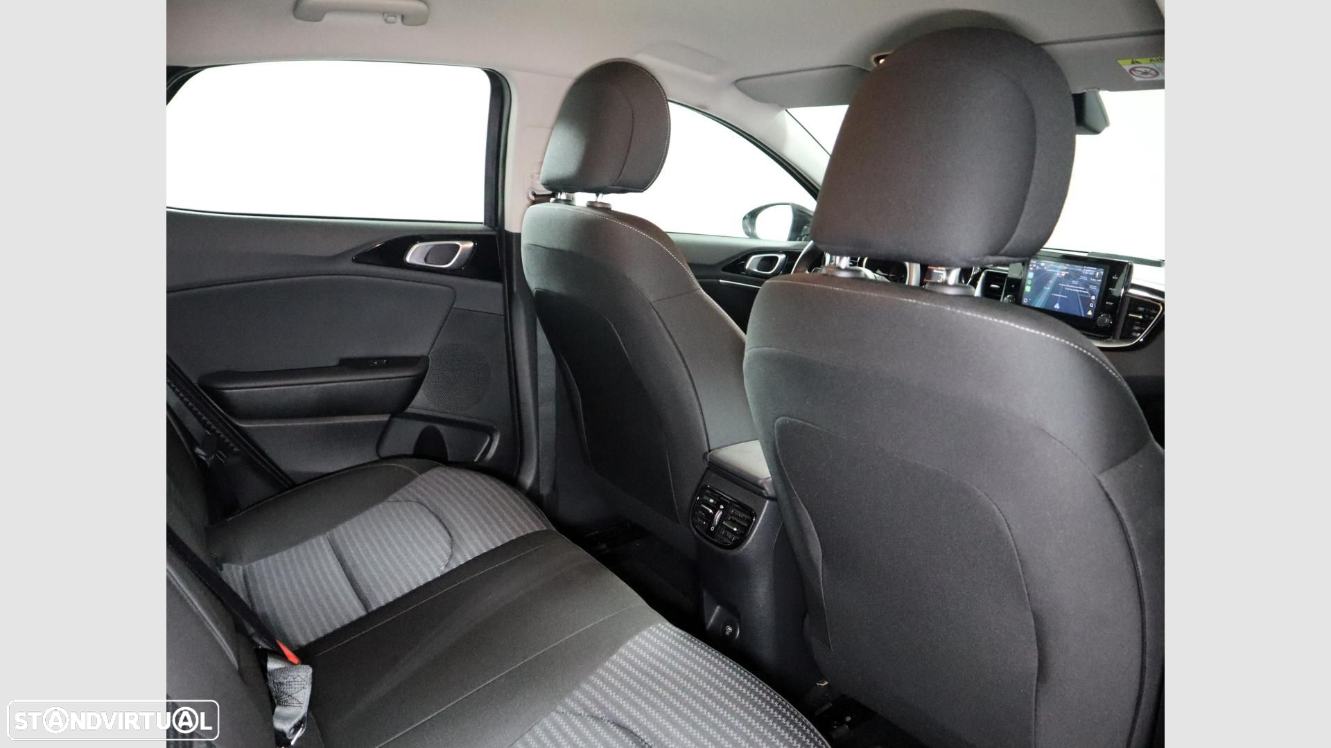 Kia XCeed - 6
