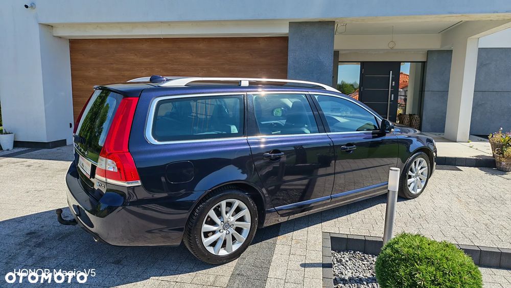 Volvo V70 D4 Geartronic Summum - 25