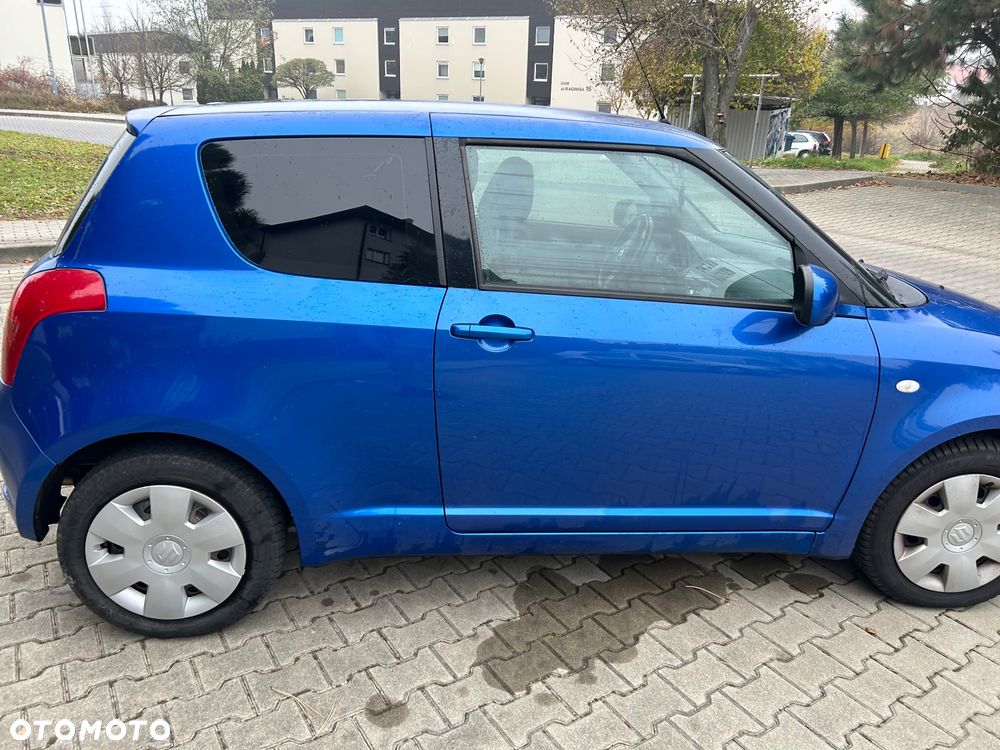 Suzuki Swift 1.3 Classic - 8