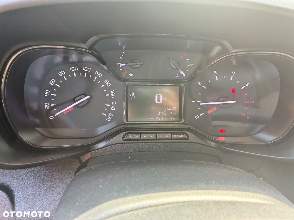 Toyota Proace City - 8
