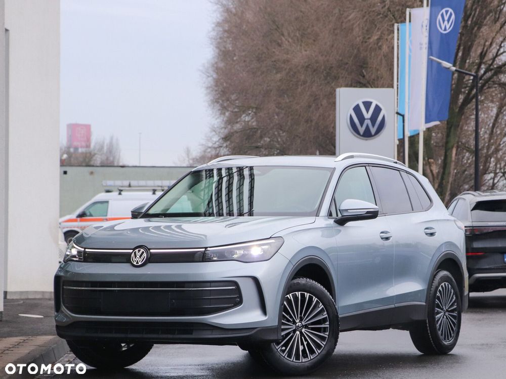 Volkswagen Tiguan - 10
