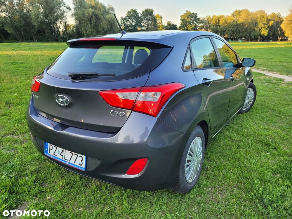 Hyundai i30 - 11