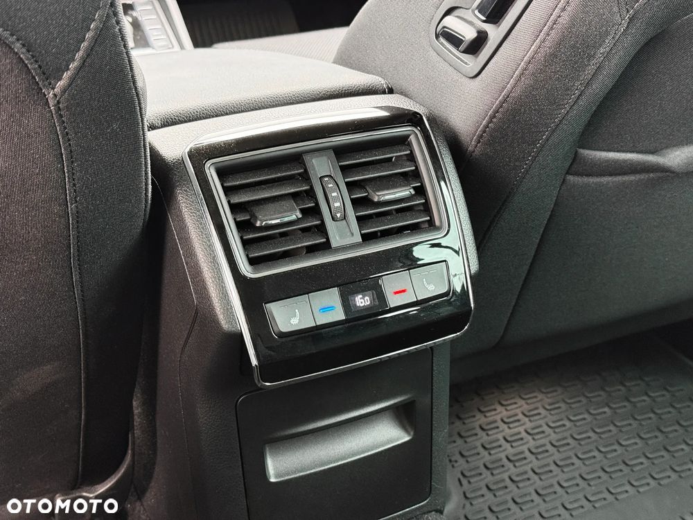 Skoda Superb 2.0 TDI SCR Style DSG - 31