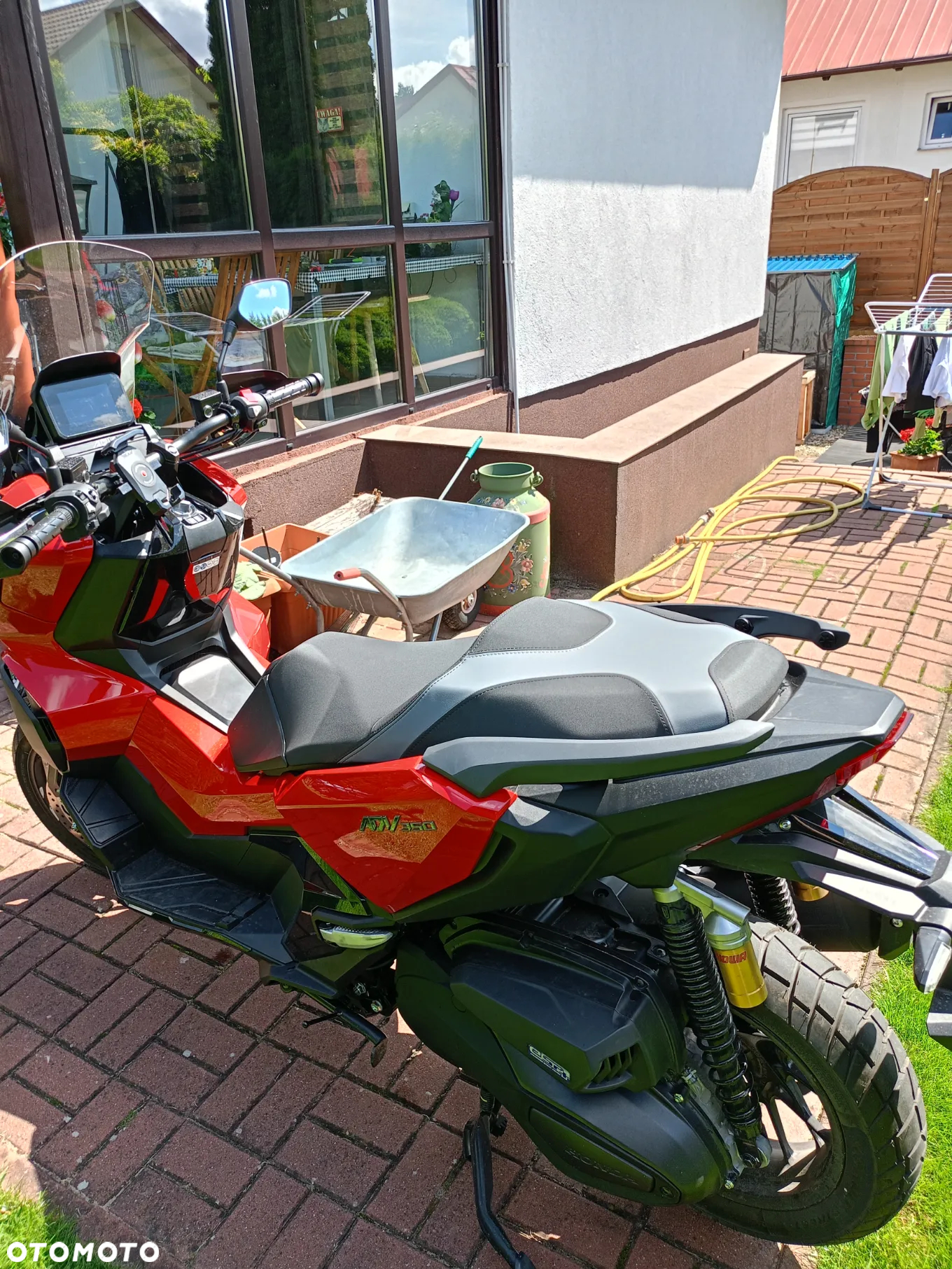Honda ADV350 - 7