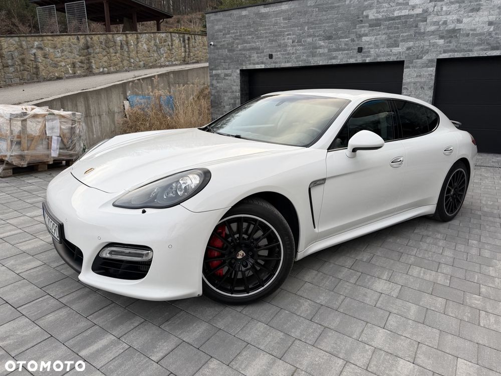 Porsche Panamera - 5