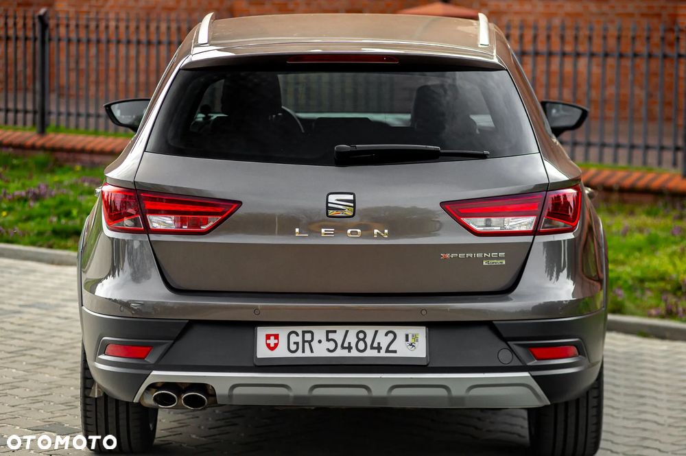 Seat Leon 2.0 TDI DPF Start&Stop DSG XCELLENCE - 15