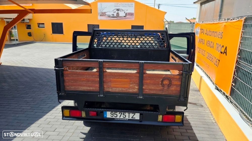 Nissan Navara D22 Pick Up 2.5Di Cabine Dupla Caixa Madeira - 11