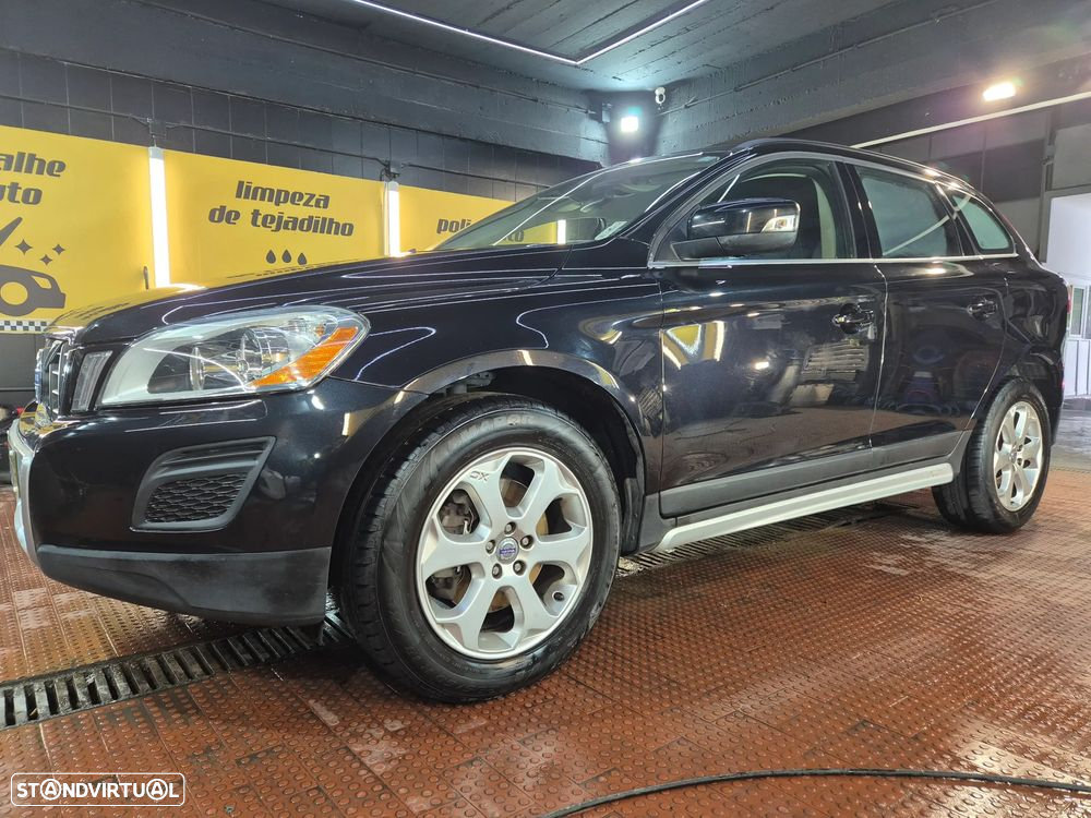 Volvo XC 60 2.0 D3 Drive Momentum - 17