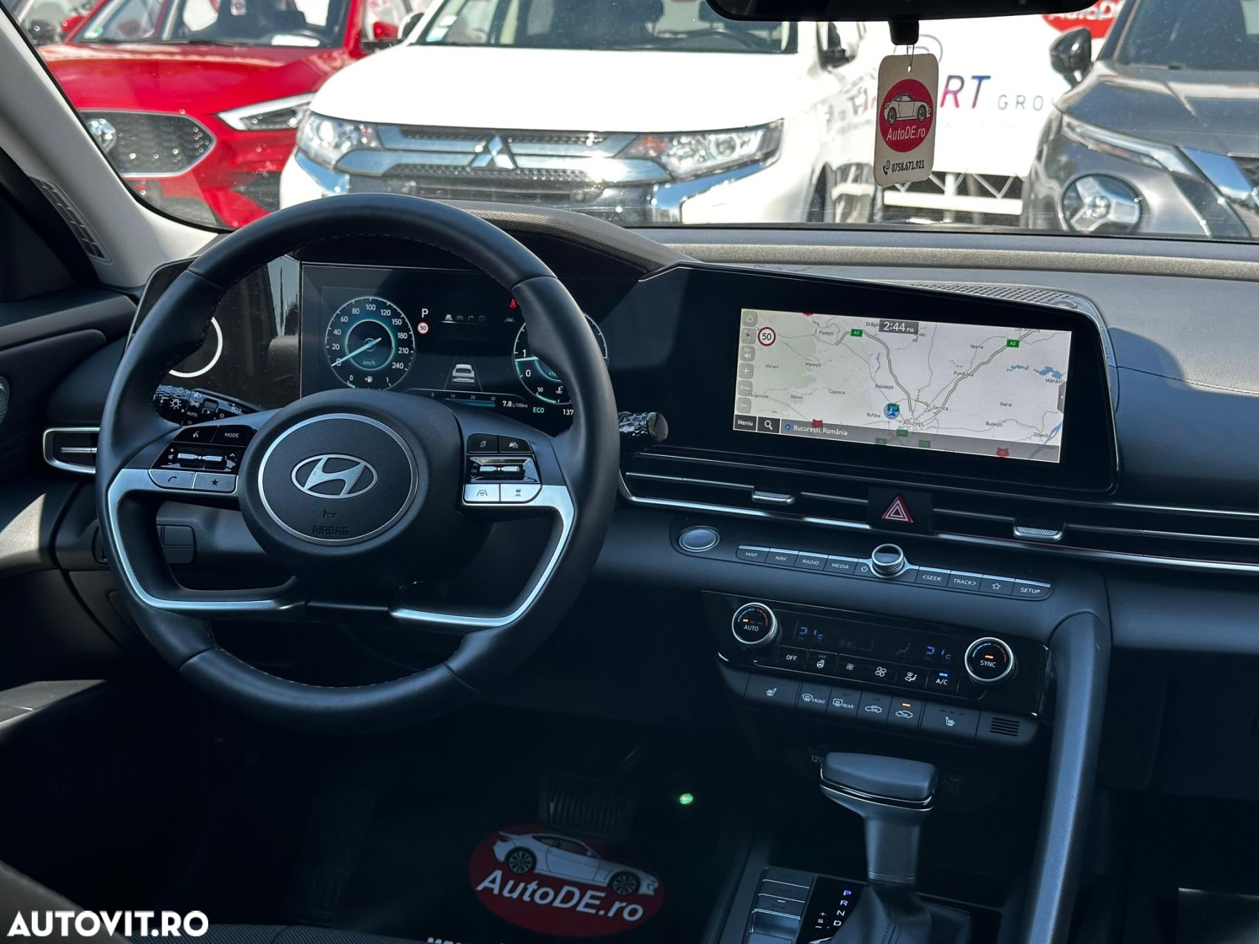 Hyundai Elantra - 9