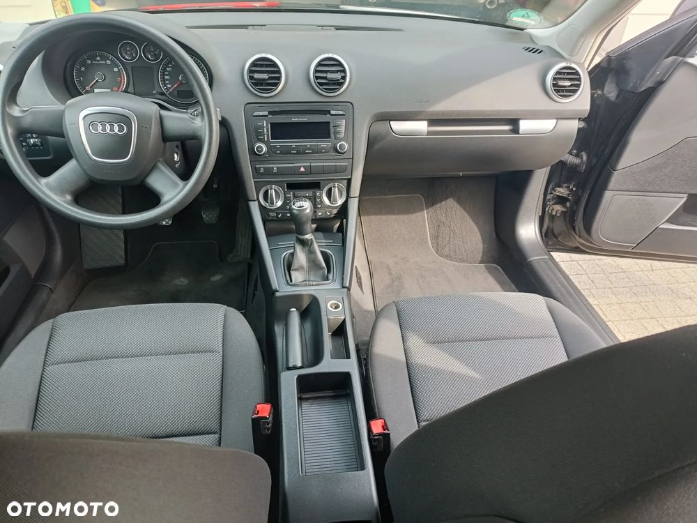 Audi A3 Sportback 1.4 TFSI Ambiente - 6