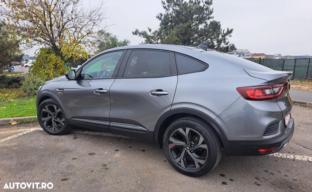 Renault Arkana TCe Mild Hybrid 160 EDC R.S. LINE - 2