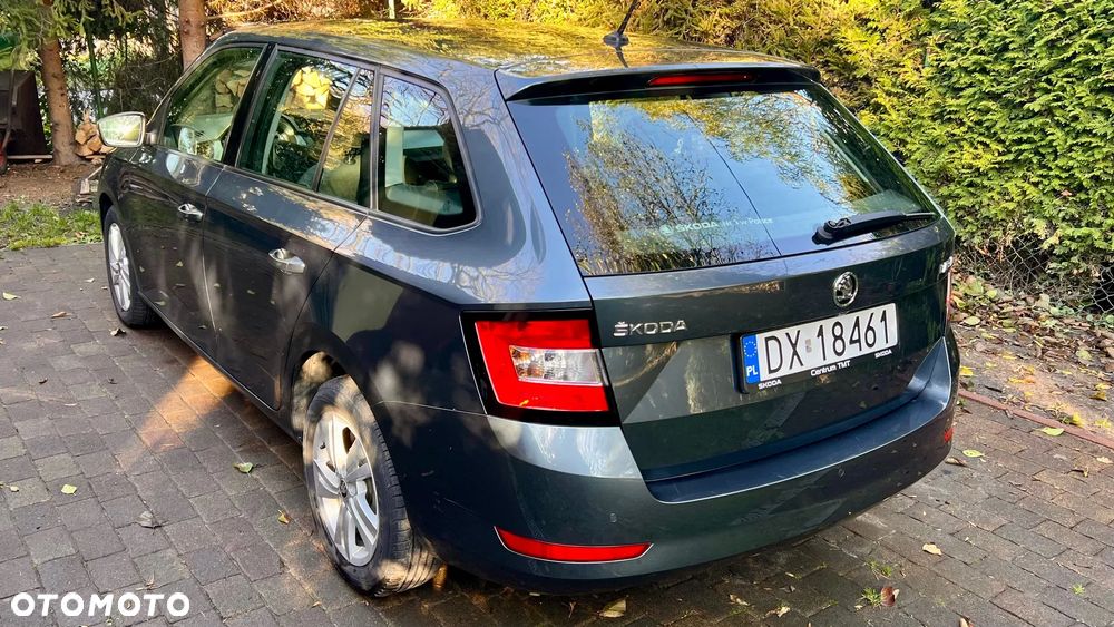 Skoda Fabia 1.0 Ambition - 5