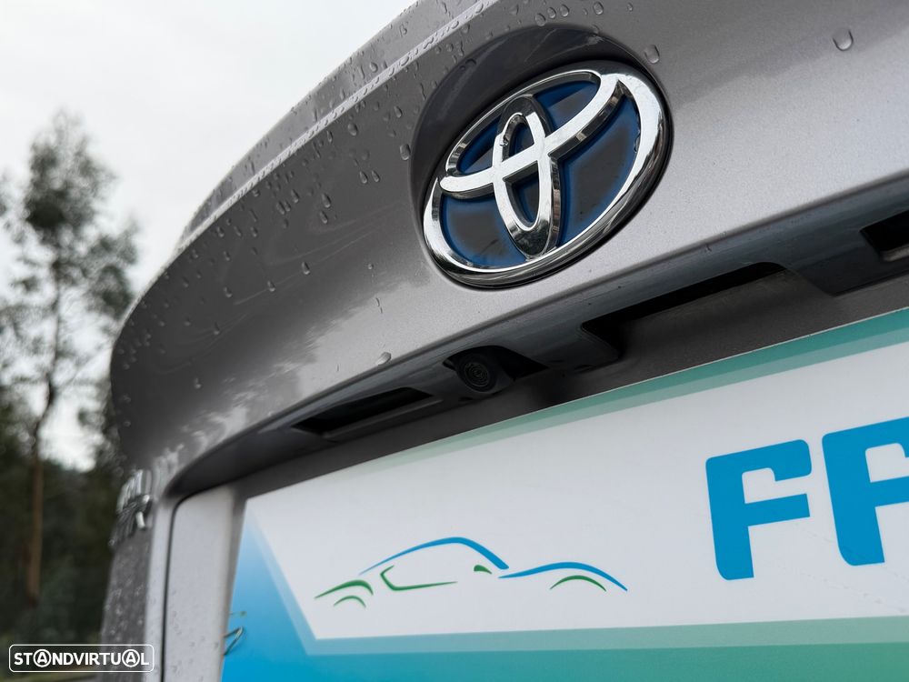 Toyota C-HR 1.8 HSD Exclusive+P.Luxury - 31