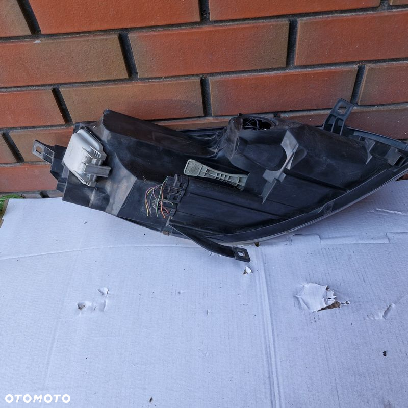 LAMPA LEWA PRZÓD REFLEKTOR MITSUBISHI COLT CZ3 0301208201 8301A283 - 5