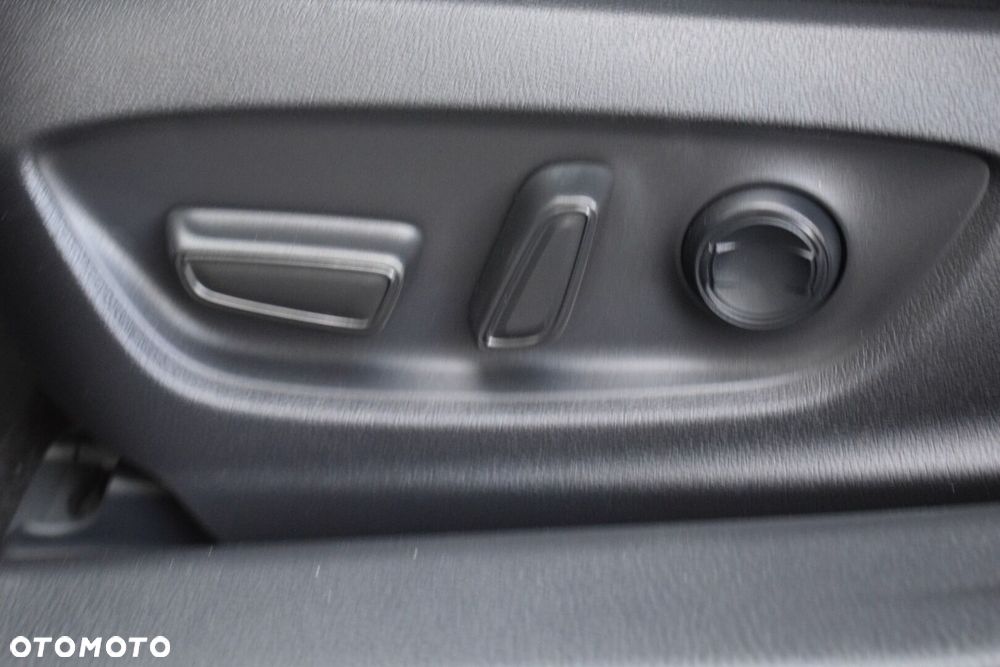 Toyota Camry 2.5 Hybrid Prestige CVT - 15
