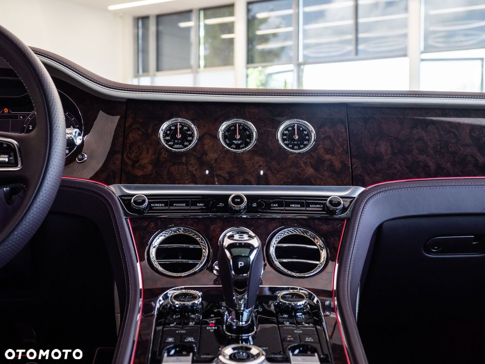 Bentley Continental GT - 16