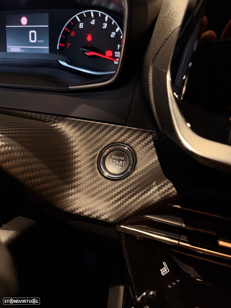 Peugeot 208 1.2 PureTech Allure - 36