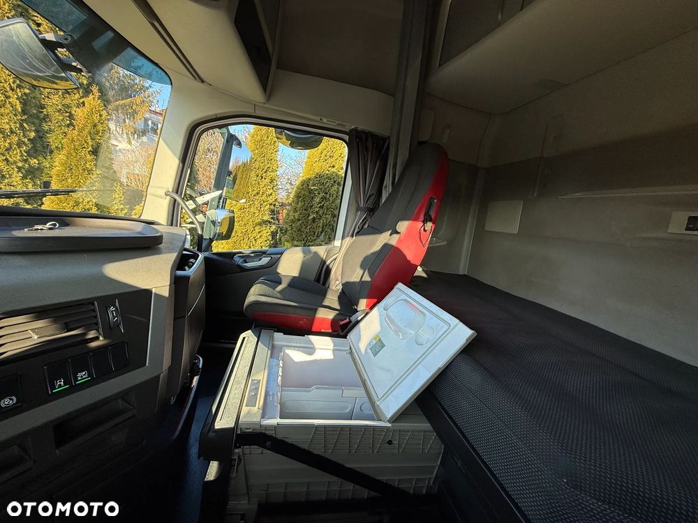 Volvo FH 500 SPOILER - 11