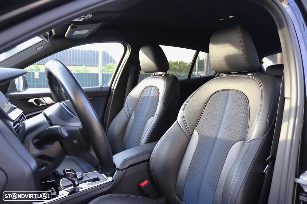 BMW 120 d Pack Desportivo M - 9
