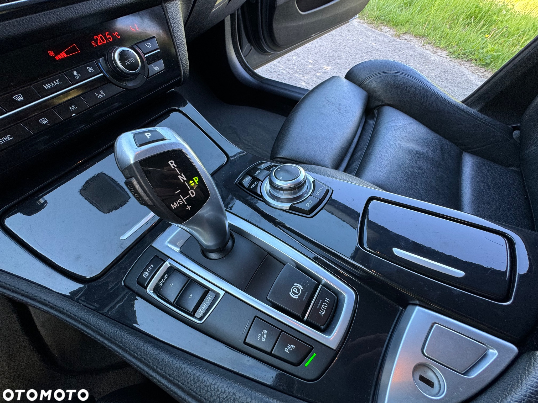 BMW Seria 5 - 32