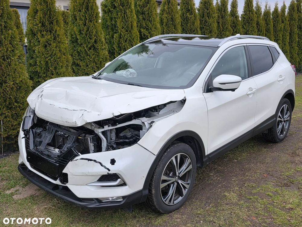 Nissan Qashqai 1.6 DCi Xtronic TEKNA - 9