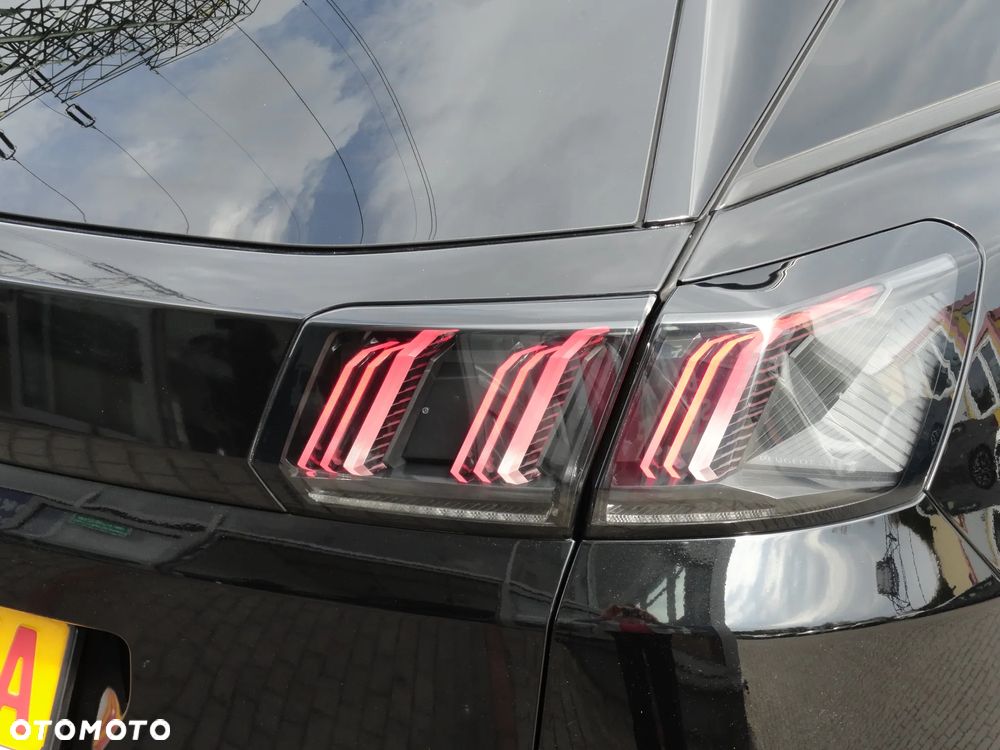 Peugeot 3008 BlueHDi 130 Stop & Start EAT8 Allure - 31