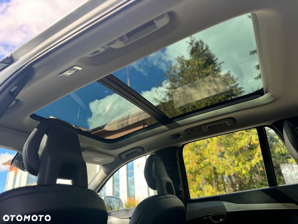 Volvo XC 90 D5 AWD Geartronic Momentum - 11