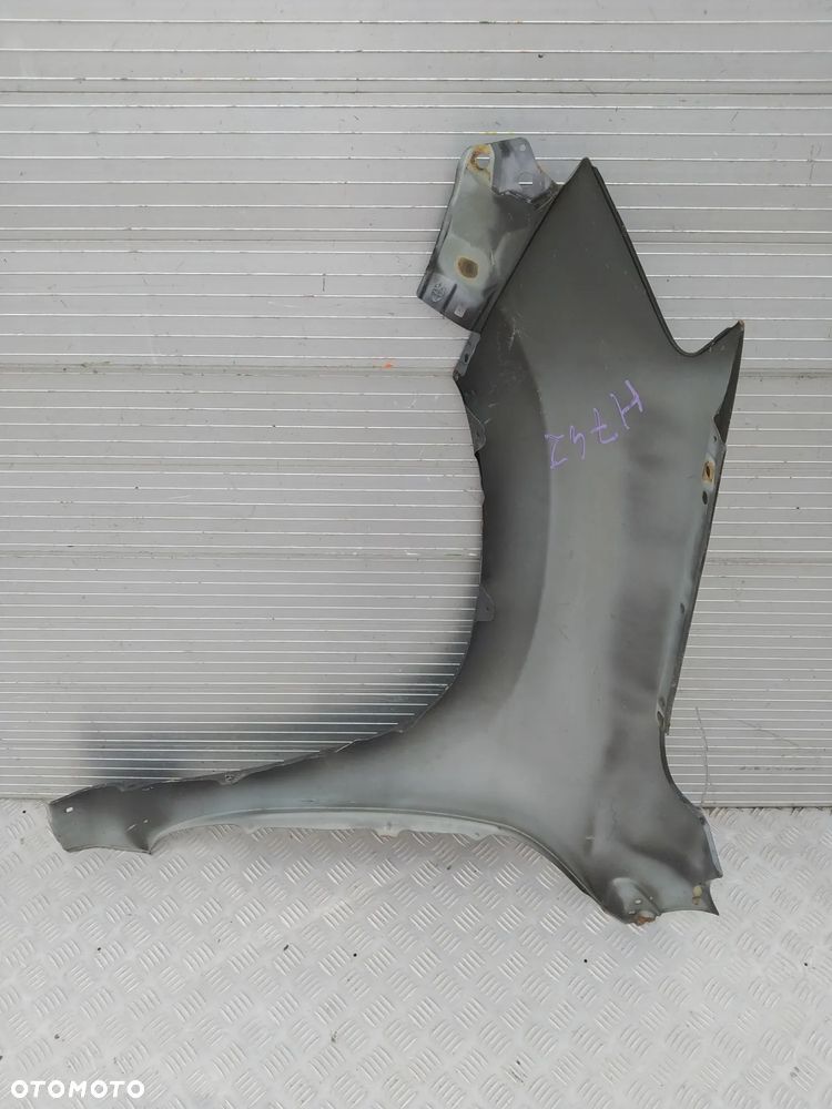 E426/H270 PRAWY BŁOTNIK TOYOTA RAV-4 IV 2006-10 - 8