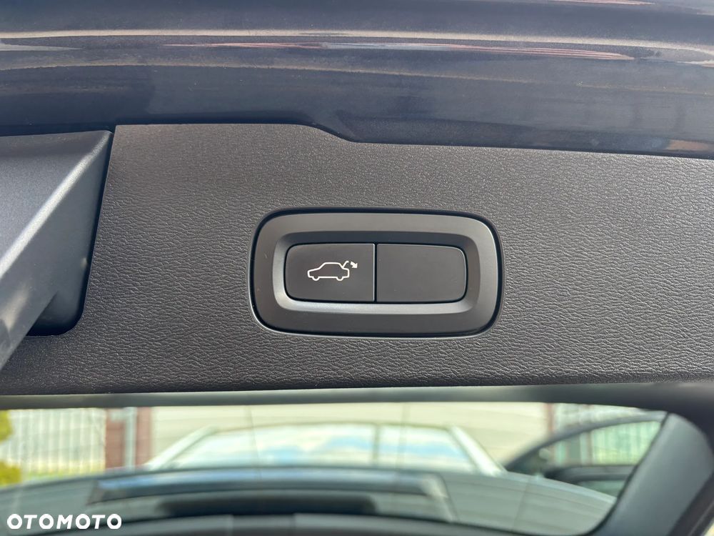 Volvo V60 D3 SCR Momentum - 16