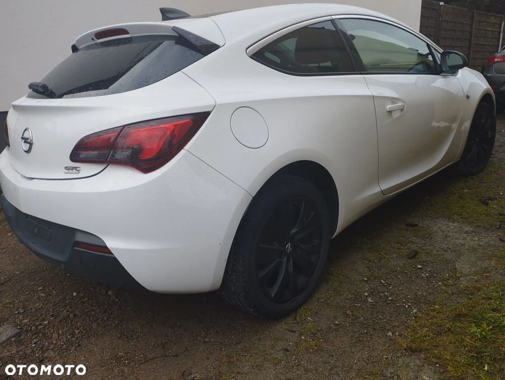 Opel Astra 1.6 D Start/Stop Excite - 4