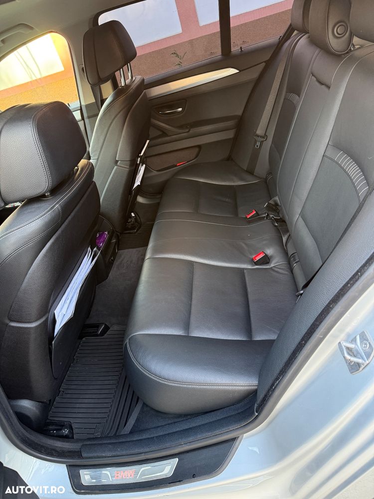 BMW Seria 5 520d xDrive - 6