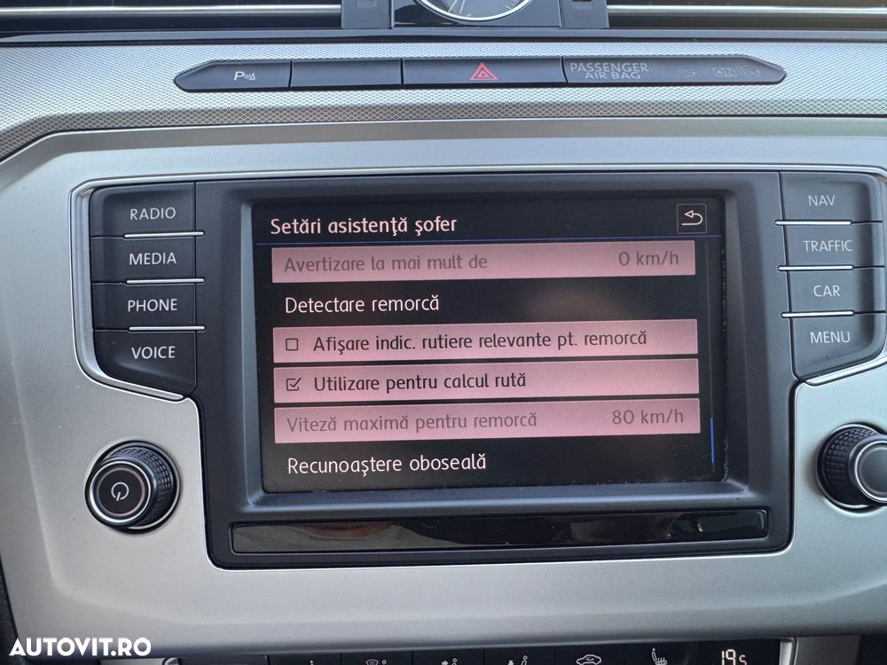 Volkswagen Passat 2.0 TDI SCR DSG - 20
