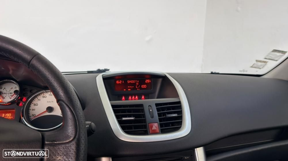 Peugeot 207 1.4 HDi Access - 27