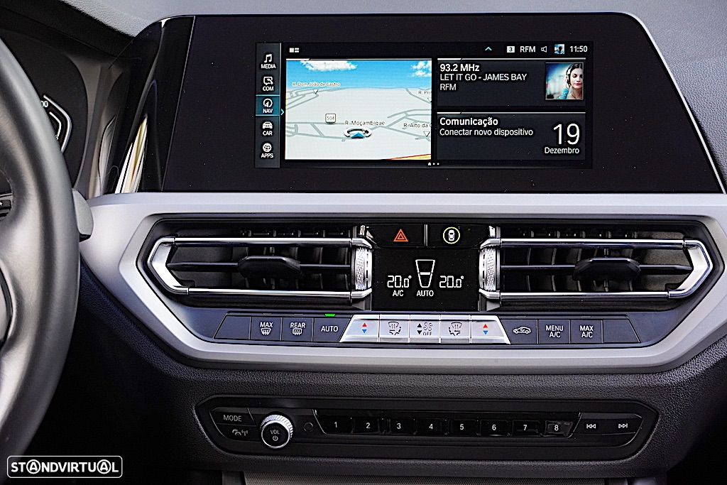 BMW 330 e Touring Auto - 33