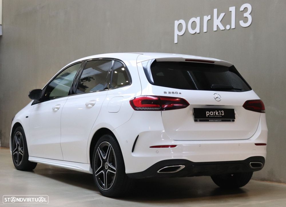 Mercedes-Benz B 250 e AMG Line - 35