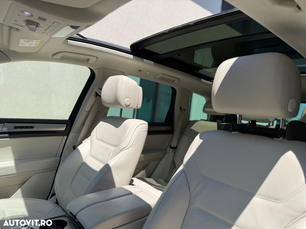 Volkswagen Touareg - 4