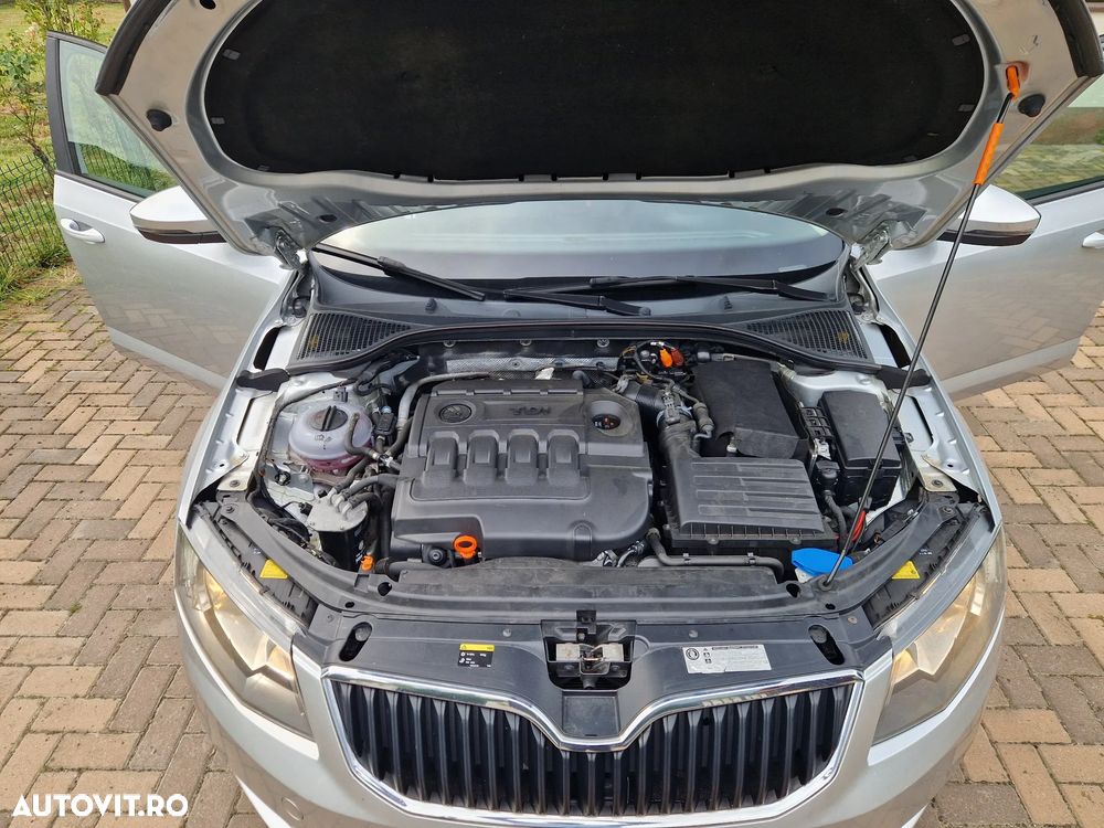Skoda Octavia 1.6 TDI ELEGANCE - 26