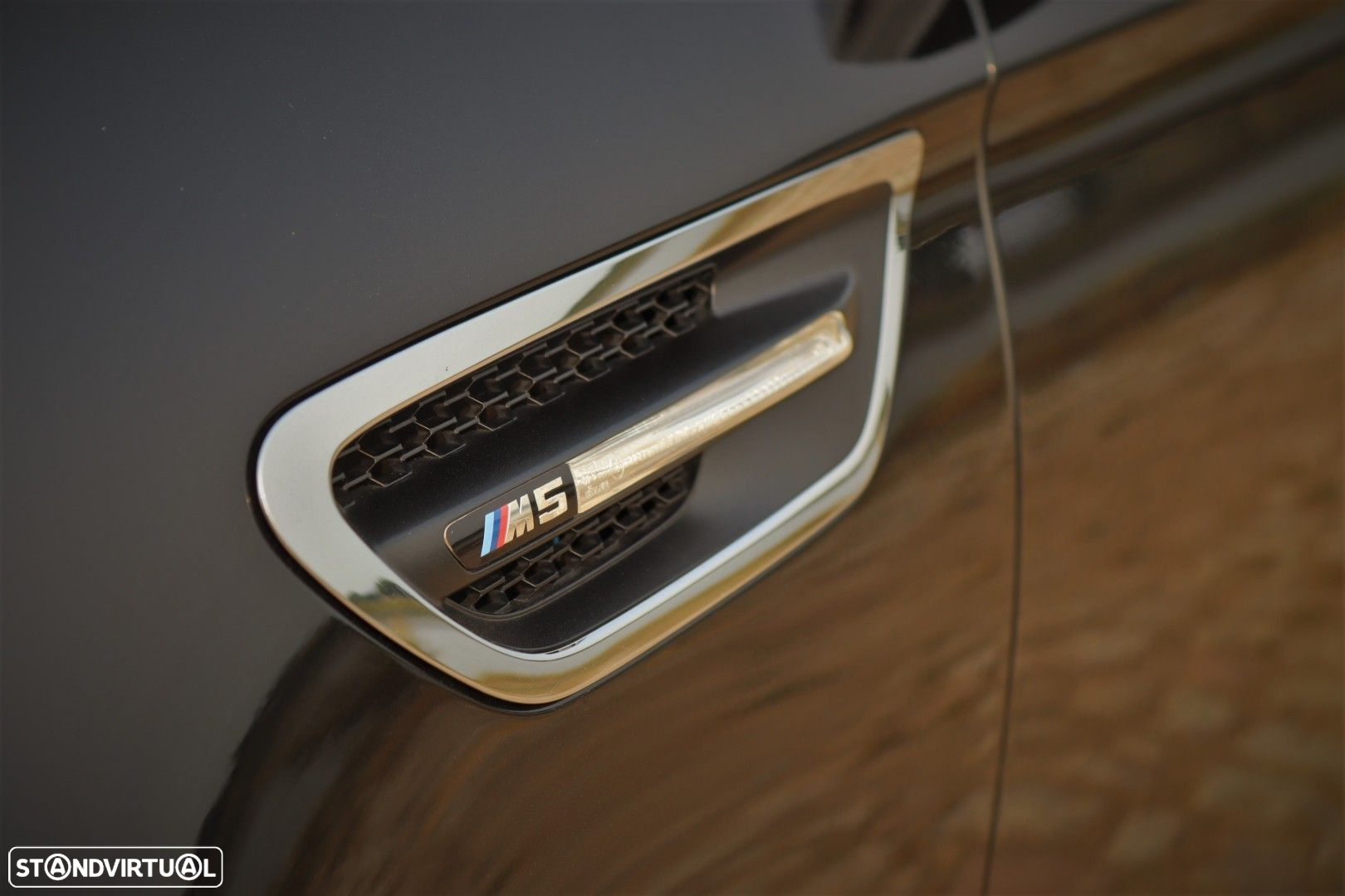 BMW M5 Standard - 11